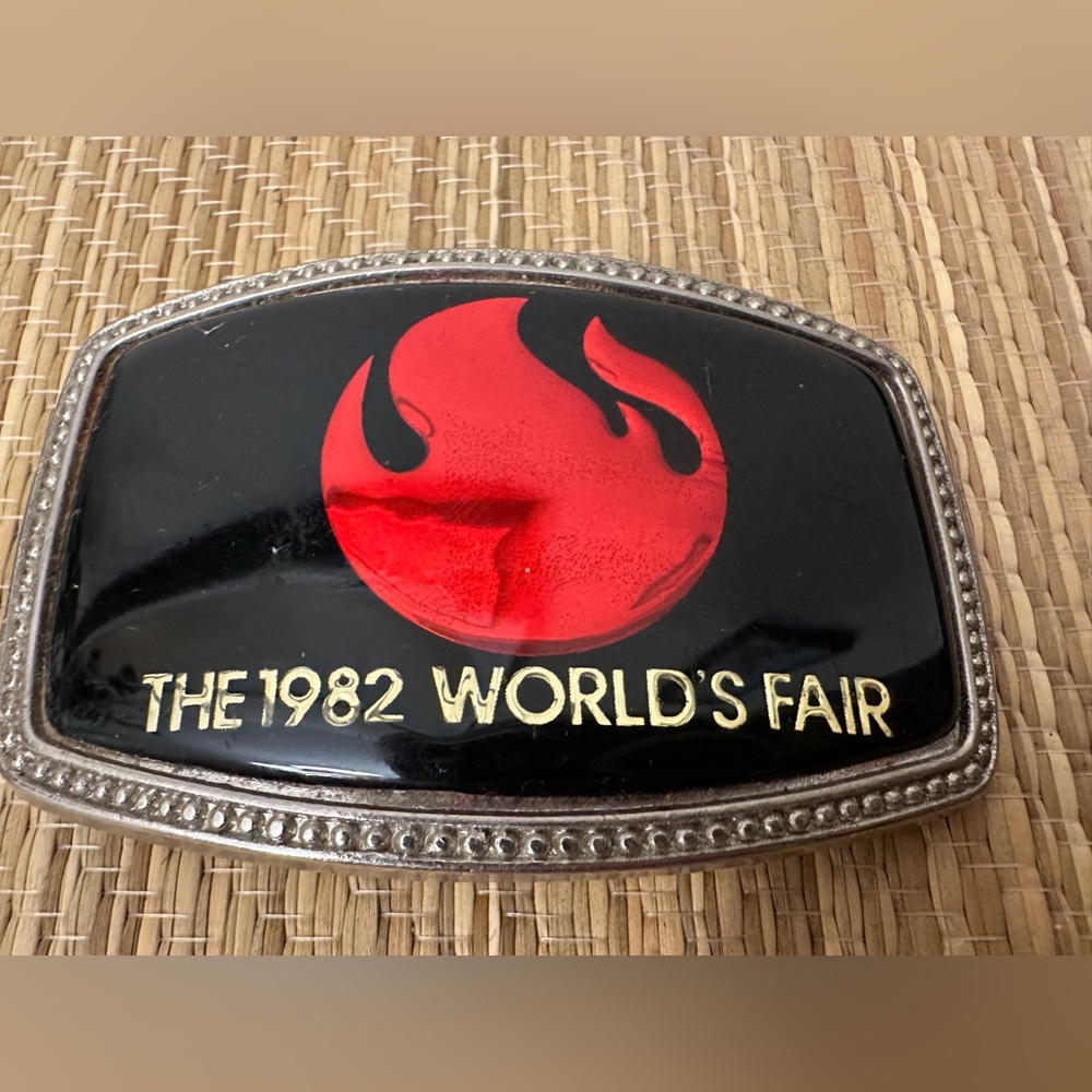 1982 World’s Fair Knoxville TN Flame Metal  Belt Buckle RARE